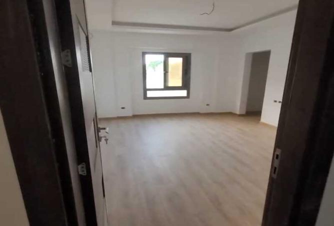 8003973 - Property Image 2
