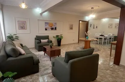 Apartment - 3 Bedrooms - 2 Bathrooms for rent in Al Nady St. - Maadi - Hay El Maadi - Cairo