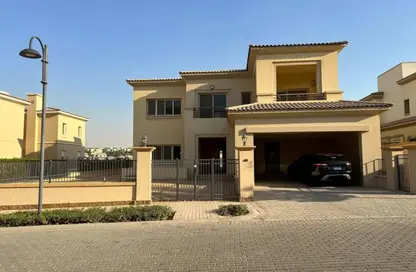 Villa - 4 Bedrooms - 4 Bathrooms for sale in New Giza - Cairo Alexandria Desert Road - 6 October City - Giza