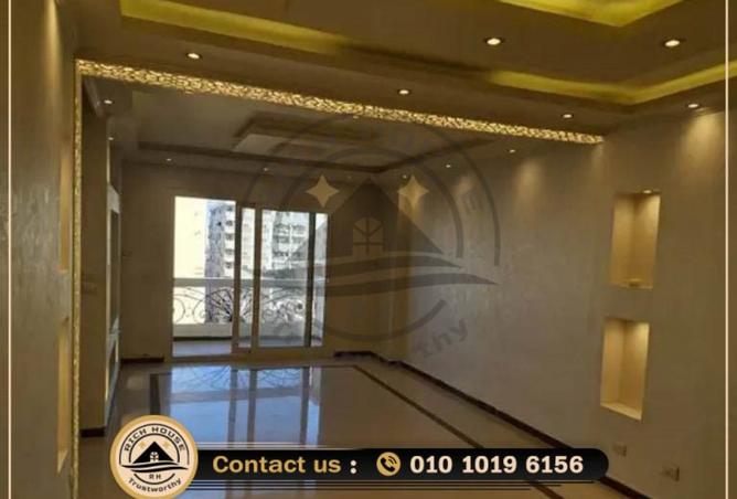 8120004 - Property Image 2
