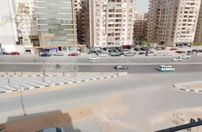 Apartment - 2 Bedrooms - 2 Bathrooms for sale in Maadi Gate - Maadi - Hay El Maadi - Cairo