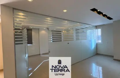 Apartment - 3 Bedrooms - 2 Bathrooms for rent in Al Hekma St. - Sheikh Zayed City - Giza