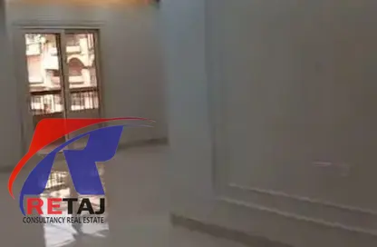 Apartment - 3 Bedrooms - 2 Bathrooms for rent in Al Sheikh Mohammed Al Nadi St. - 6th Zone - Nasr City - Cairo
