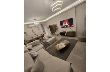 Apartment - 3 Bedrooms - 2 Bathrooms for rent in Park Side Residence - Zed Towers - Sheikh Zayed Compounds - Sheikh Zayed City - Giza