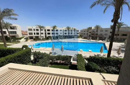 Chalet - 2 Bedrooms - 2 Bathrooms for sale in Azha - Al Ain Al Sokhna - Suez