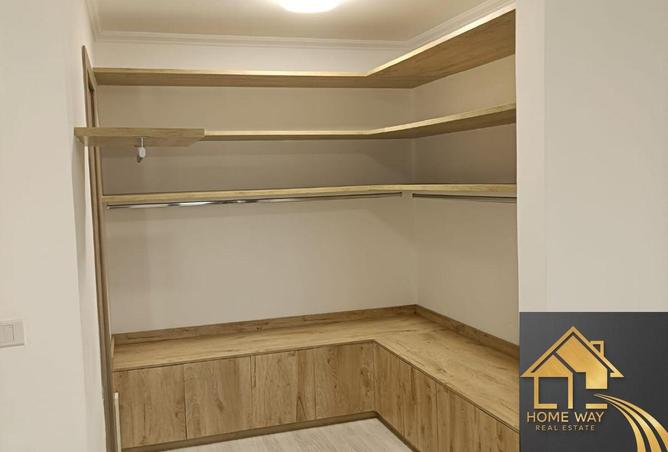 8448803 - Property Image 2