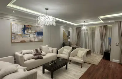 (بنتهاوس  (روف - 4 غرف نوم - 4 حمامات للبيع في معادى فيو - كمبوندات الشروق - مدينة الشروق - القاهرة