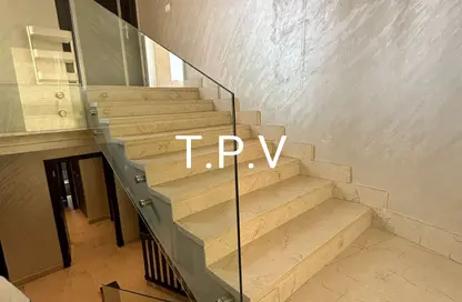 Villa - 5 Bedrooms - 6 Bathrooms for sale in Fountain Park - 5th Settlement Compounds - The 5th Settlement - New Cairo City - Cairo