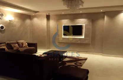 Apartment - 3 Bedrooms - 1 Bathroom for sale in Street 306 - New Maadi Extension - Hay El Maadi - Cairo
