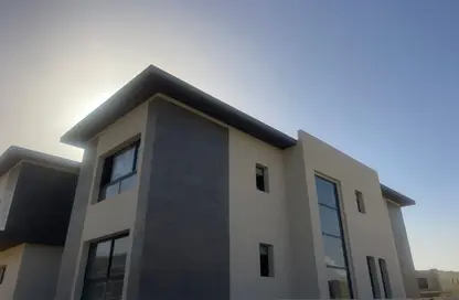 Villa - 4 Bedrooms - 4 Bathrooms for sale in Swan Lake Residence - 5th Settlement Compounds - The 5th Settlement - New Cairo City - Cairo