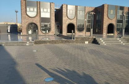 Shop - Studio - 2 Bathrooms for rent in City Walk Strip - Waslet Dahshur Road - Sheikh Zayed City - Giza