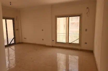 Apartment - 3 Bedrooms - 2 Bathrooms for rent in Shorouk City - Cairo