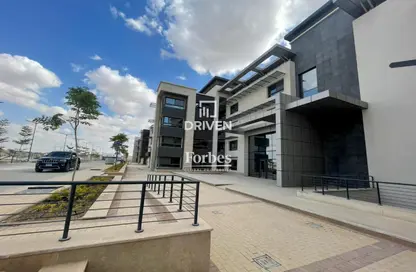 Clinic - Studio - 1 Bathroom for sale in New Giza - Cairo Alexandria Desert Road - 6 October City - Giza
