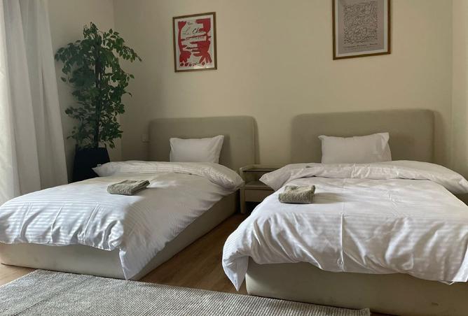 8225702 - Property Image 2