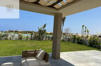 فيلا - 7 غرف نوم - 8 حمامات للبيع في بيت البحر - سيدي حنيش - الساحل الشمالي