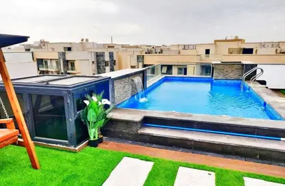 (بنتهاوس  (روف - 4 غرف نوم - 3 حمامات للبيع في جاليريا  مون فالى - المستثمرين الجنوبية - مدينة القاهرة الجديدة - القاهرة