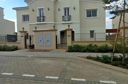 فيلا - 4 غرف نوم - 3 حمامات للبيع في كريك تاون - التجمع الاول - مدينة القاهرة الجديدة - القاهرة