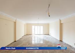 Apartment - 3 bedrooms - 3 bathrooms for للبيع in Al Shaheed Kamal Eldin Salah St. - Smouha - Hay Sharq - Alexandria