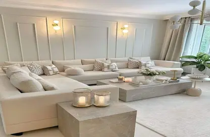 شقة - 3 غرف نوم - 3 حمامات للبيع في طريق الواحات - مدينة 6 أكتوبر - الجيزة