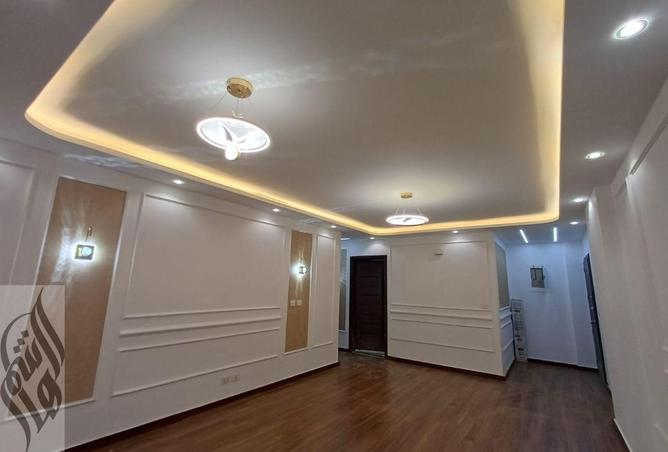 8221211 - Property Image 2