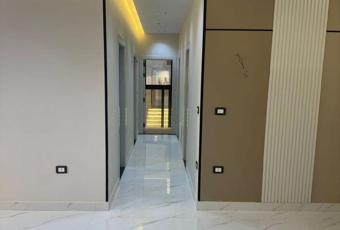 8502345 - Property Image 3