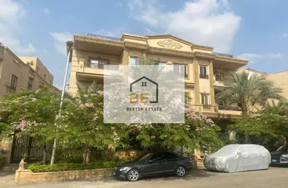 Apartment - 4 Bedrooms - 4 Bathrooms for sale in Area B - Ganoob El Acadimia - New Cairo City - Cairo