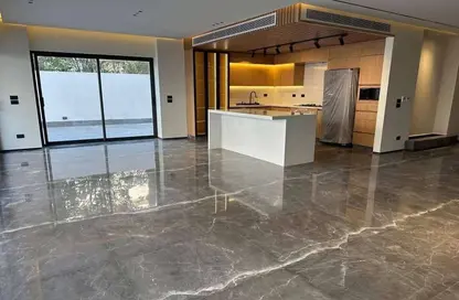 Apartment - 2 Bedrooms - 2 Bathrooms for sale in Yellow Residence - New Cairo City - Cairo