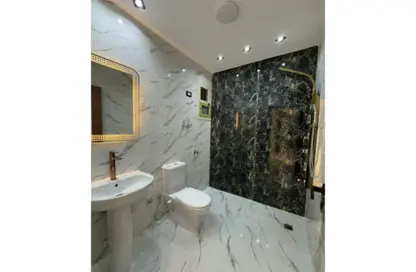 Apartment - 3 Bedrooms - 1 Bathroom for sale in Ard Gameyet Al Mostasmereen - Hadayek October - 6 October City - Giza