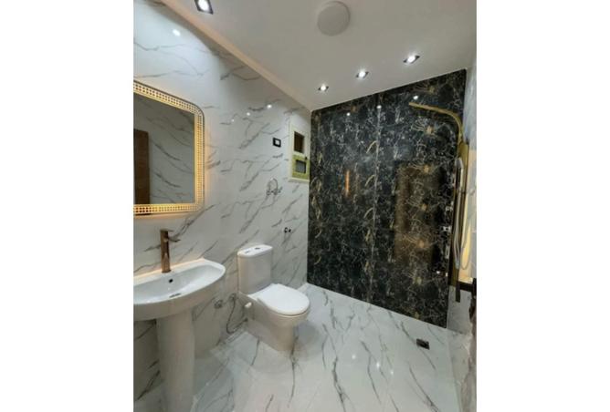 8008343 - Property Main Image