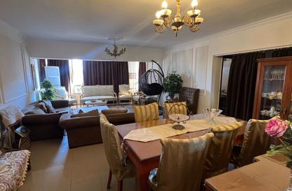 Apartment - 2 Bedrooms - 1 Bathroom for sale in Makram Ebeid St. - 6th Zone - Nasr City - Cairo