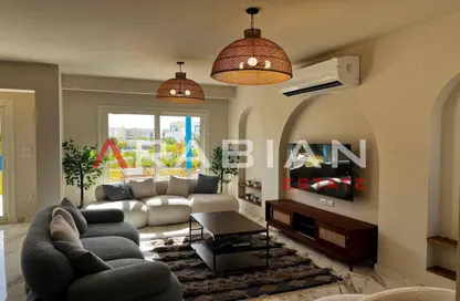 شاليه - 2 غرف نوم - 2 حمامات للبيع في بلاج - سيدي عبد الرحمن - الساحل الشمالي