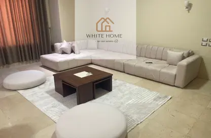 Apartment - 2 Bedrooms - 2 Bathrooms for rent in Palm Hills Village Gate - South Investors Area - New Cairo City - Cairo