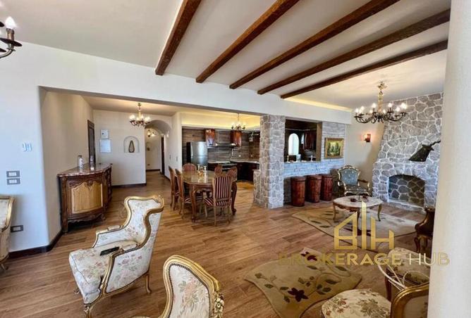 8239921 - Property Image 2