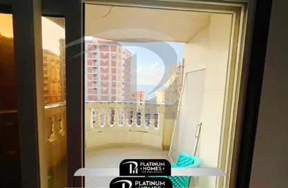 شقة - 3 غرف نوم - 1 حمام للبيع في ميامي - حي اول المنتزة - الاسكندرية