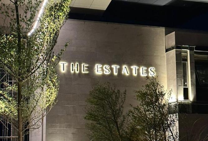 8242438 - Property Image 2