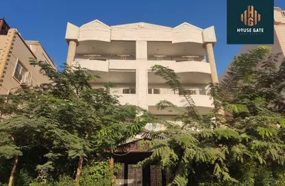 شقة - 3 غرف نوم - 2 حمامات للبيع في المجاورة السادسة - المنطقة التاسعة - مدينة الشروق - القاهرة