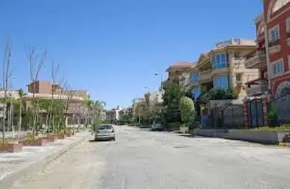 Apartment - 3 Bedrooms - 3 Bathrooms for sale in New Narges - New Cairo City - Cairo