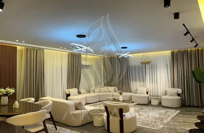 Apartment - 2 Bedrooms - 2 Bathrooms for sale in Fatma Al Sharbatly Mosque - District 3 - The 5th Settlement - New Cairo City - Cairo