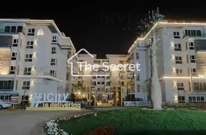 Apartment - 3 Bedrooms - 3 Bathrooms for sale in Mountain View iCity - 5th Settlement Compounds - The 5th Settlement - New Cairo City - Cairo