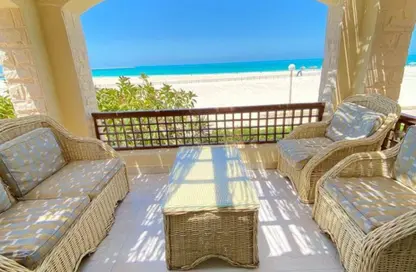 Chalet - 1 Bedroom - 1 Bathroom for sale in Seashore - Ras Al Hekma - North Coast