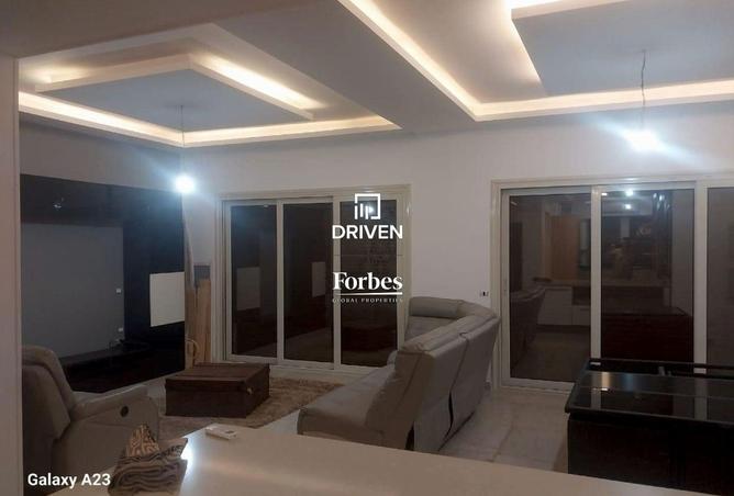 8082351 - Property Main Image