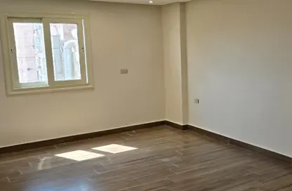 Apartment - 2 Bedrooms - 2 Bathrooms for sale in Mosadak St. - Dokki - Giza