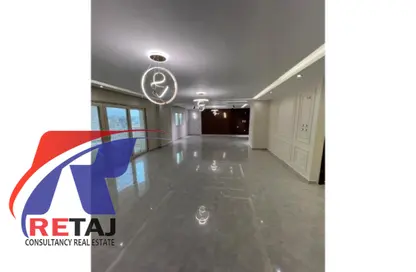 Apartment - 3 Bedrooms - 3 Bathrooms for sale in City Stars - Masaken Al Mohandesin - Nasr City - Cairo