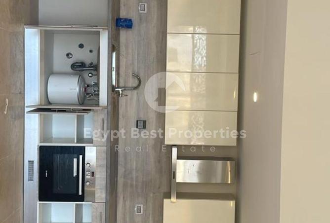 8387918 - Property Image 3