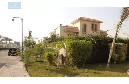 Twin House - 4 Bedrooms - 3 Bathrooms for sale in Greens - 6th District - Sheikh Zayed City - Giza