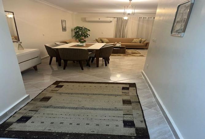 8401185 - Property Image 2