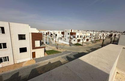 Townhouse - 4 Bedrooms - 5 Bathrooms for sale in Azzar 2 - 5th Settlement Compounds - The 5th Settlement - New Cairo City - Cairo
