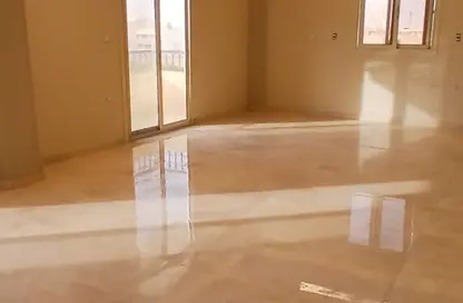 مكتب عمل جماعي - استوديو - 3 حمامات للايجار في شارع سليمان الحلبي - البنفسج 11 - البنفسج - مدينة القاهرة الجديدة - القاهرة