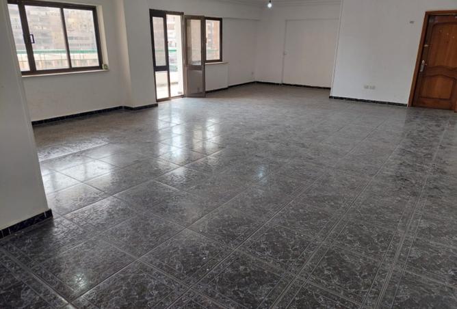 8513212 - Property Main Image