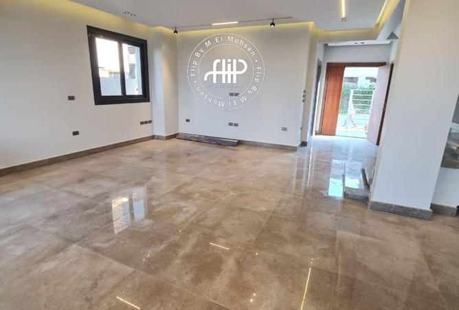 8509211 - Property Image 2